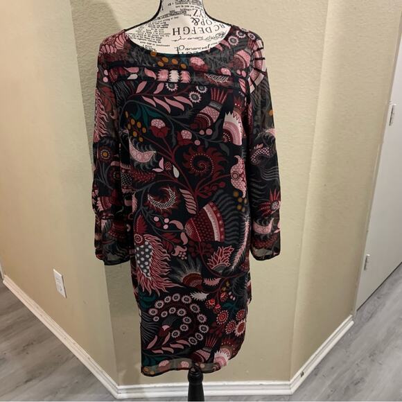 LOFT Dresses & Skirts - Loft paisley floral long sleeve dress size small